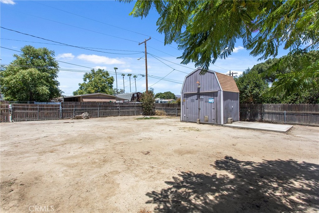main property photo 26