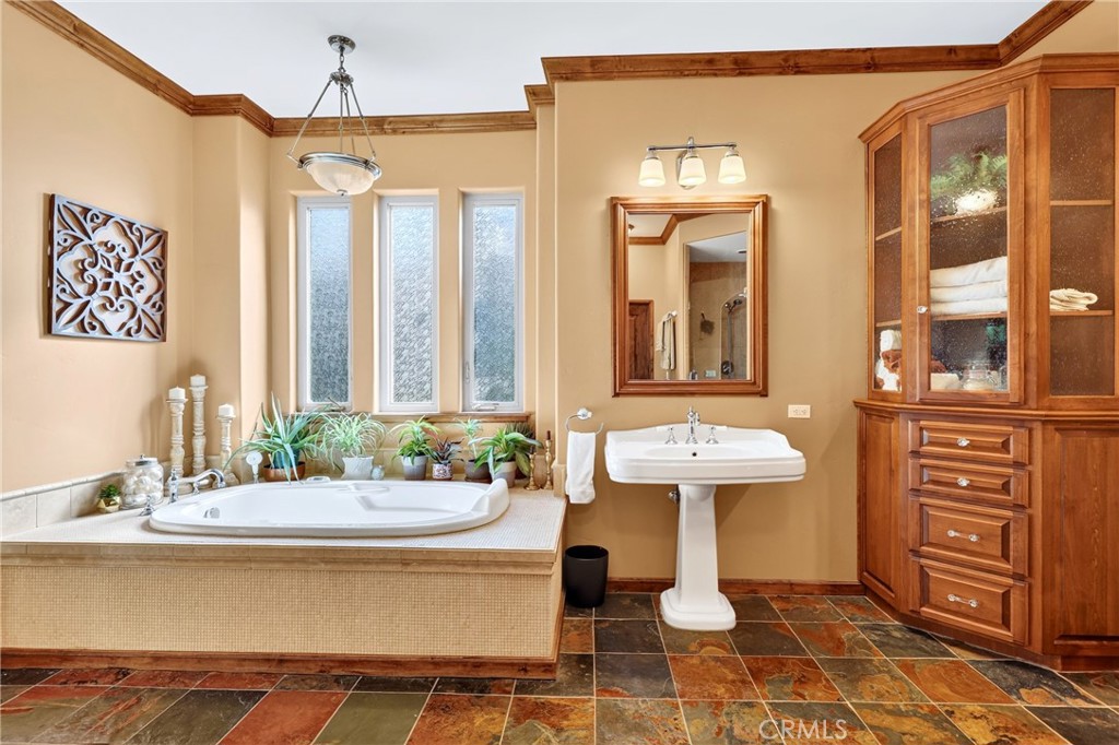 main property photo 59