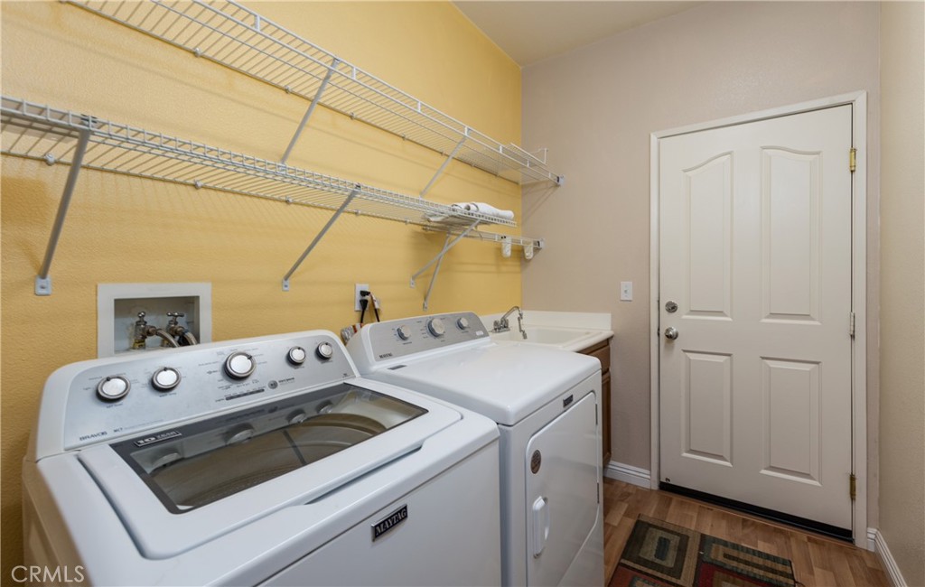 main property photo 18