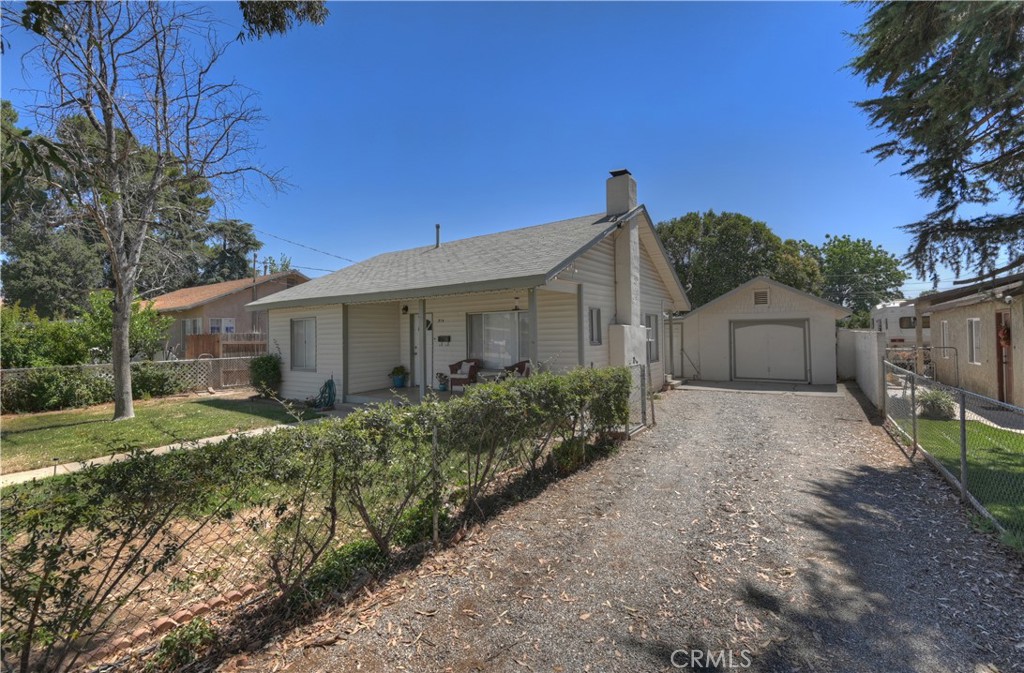 main property photo 16