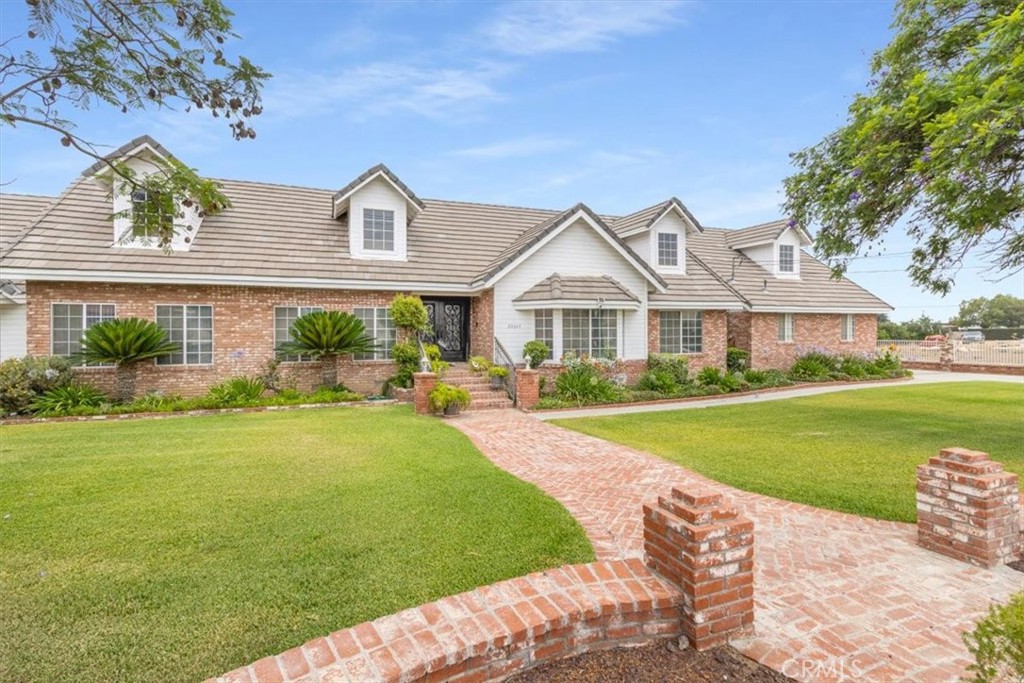 main property photo 2