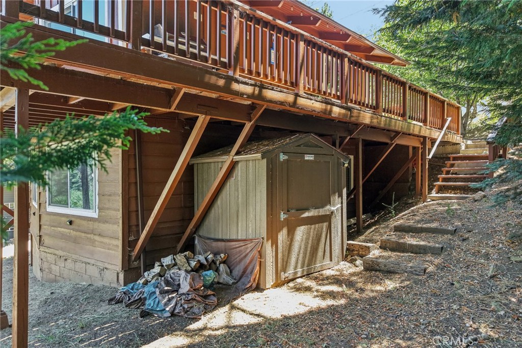 main property photo 28