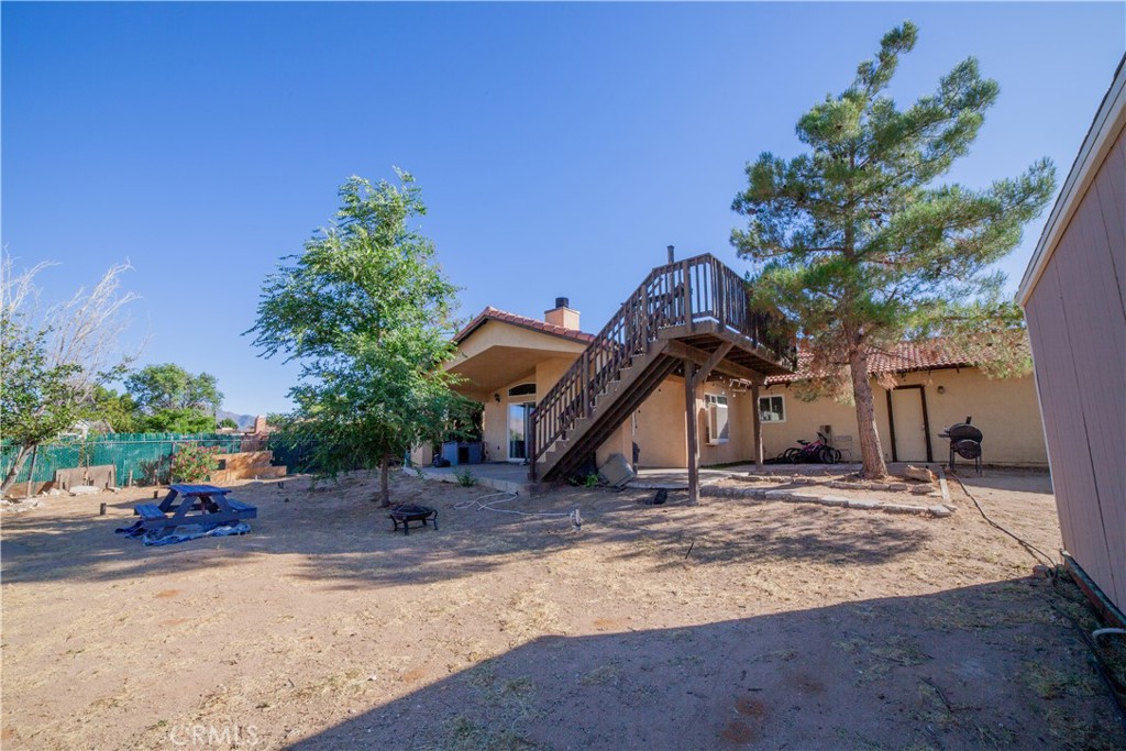 main property photo 14