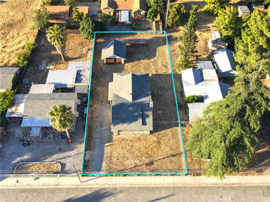main property photo 26