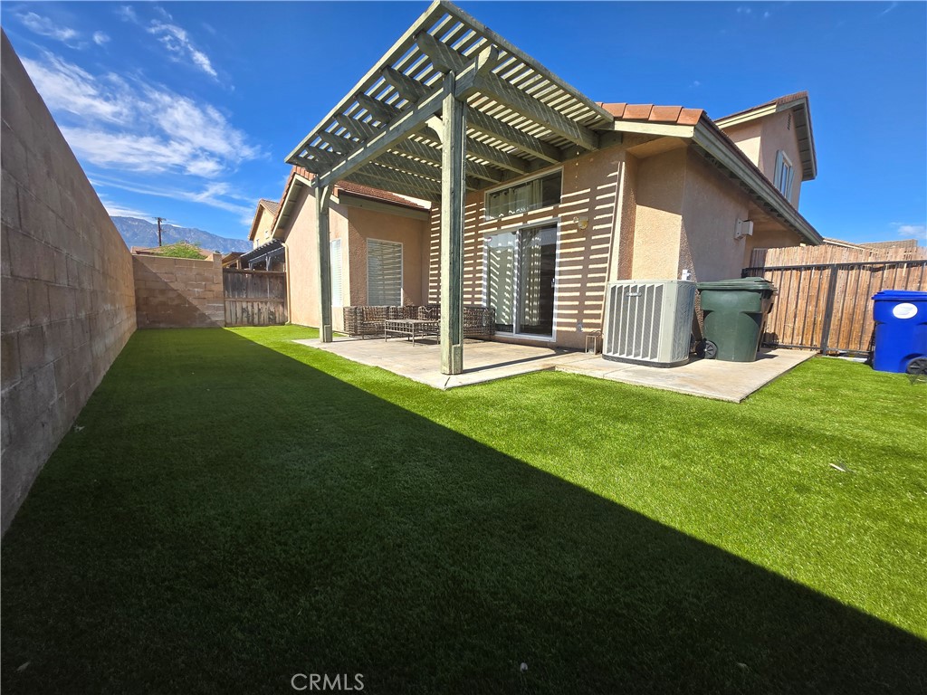 main property photo 28