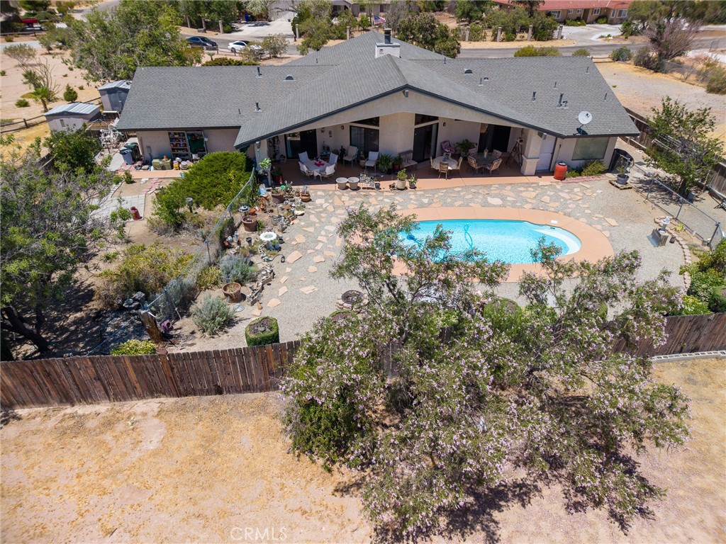 main property photo 22