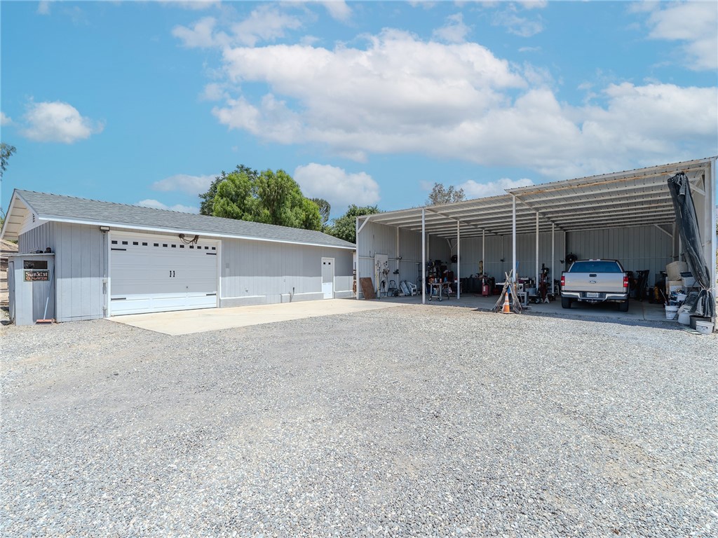 main property photo 29