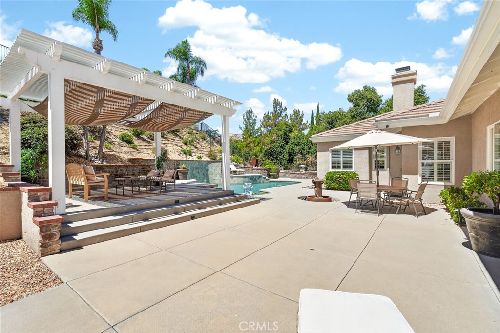 main property photo 50