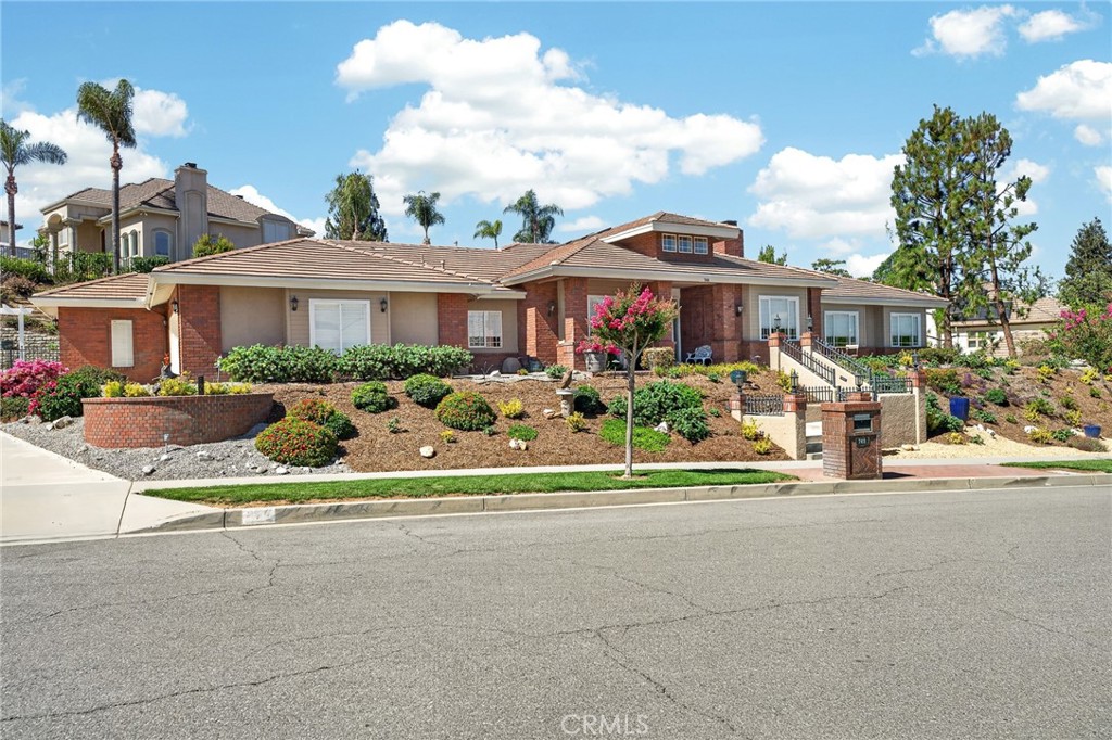 main property photo 54
