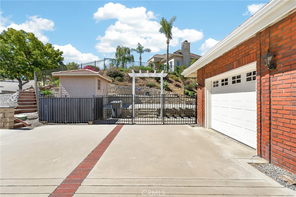 main property photo 57