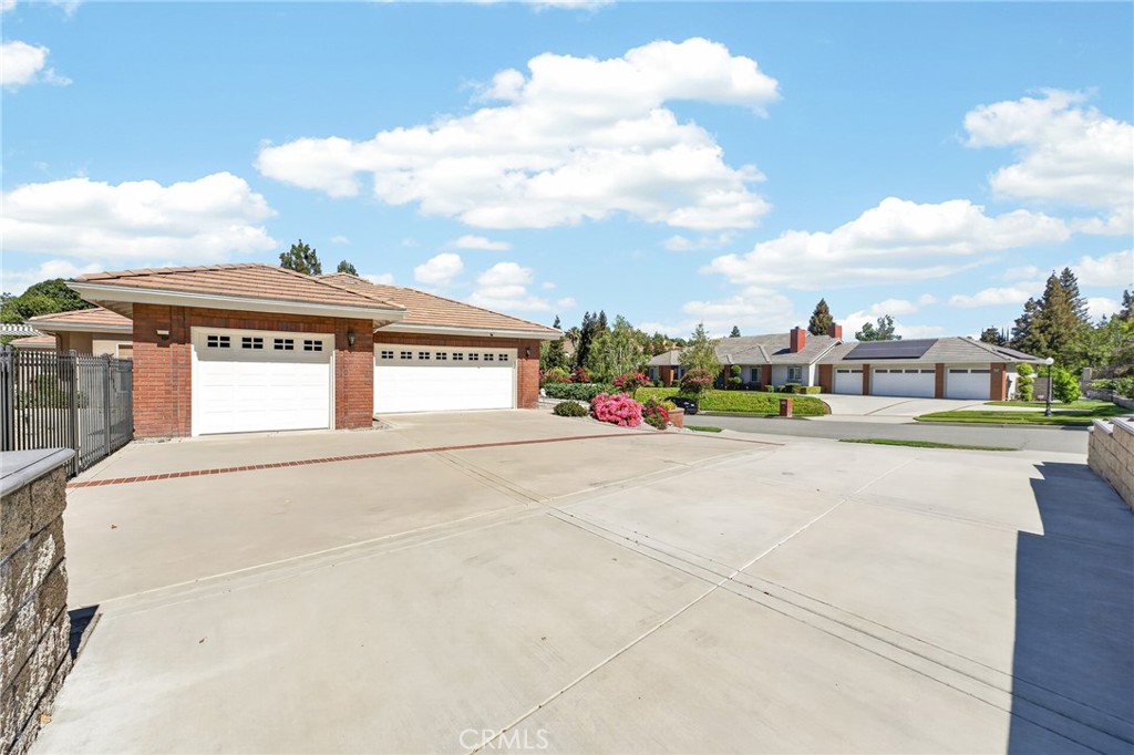 main property photo 66