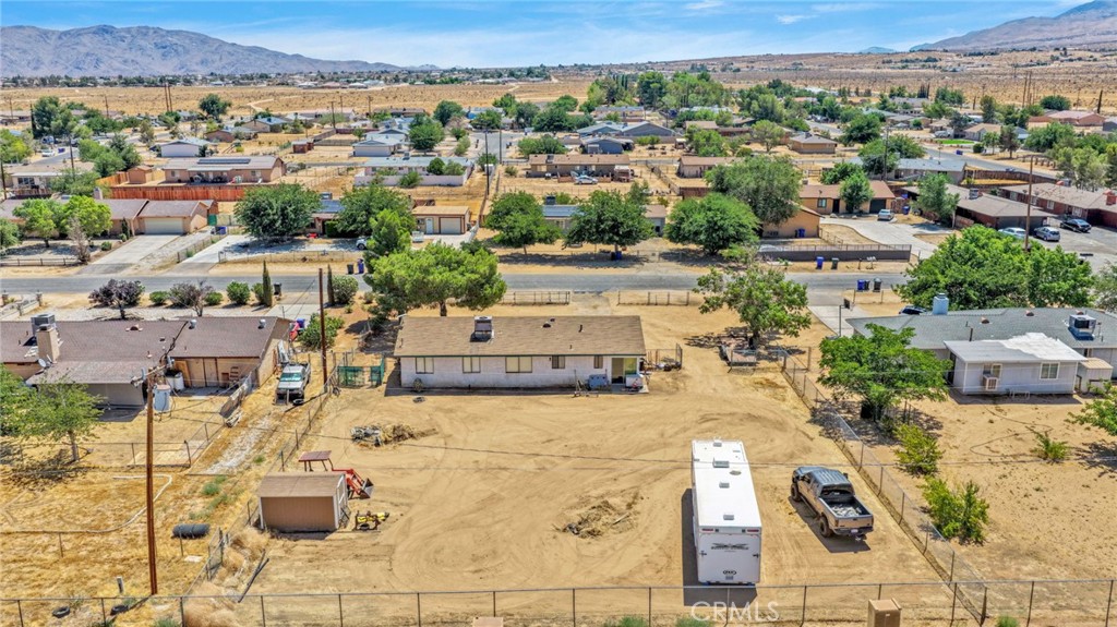 main property photo 30