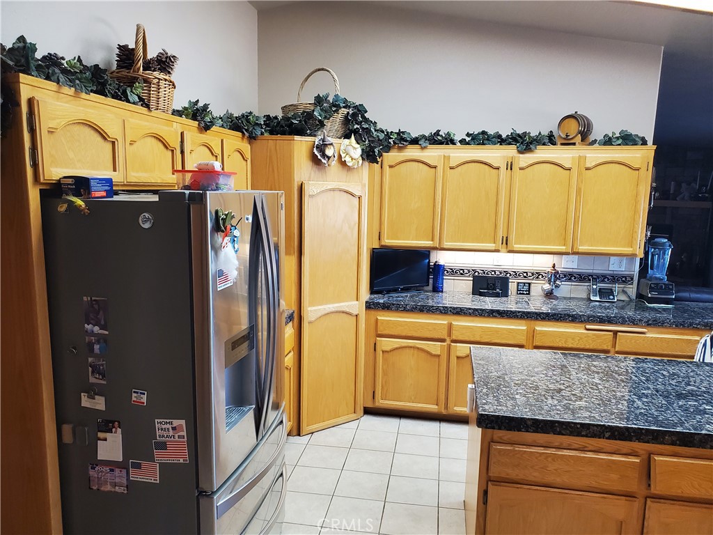 main property photo 14
