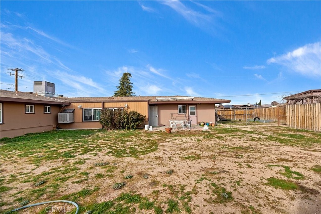 main property photo 16