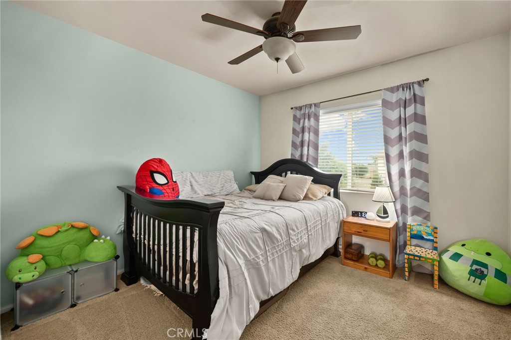 main property photo 28