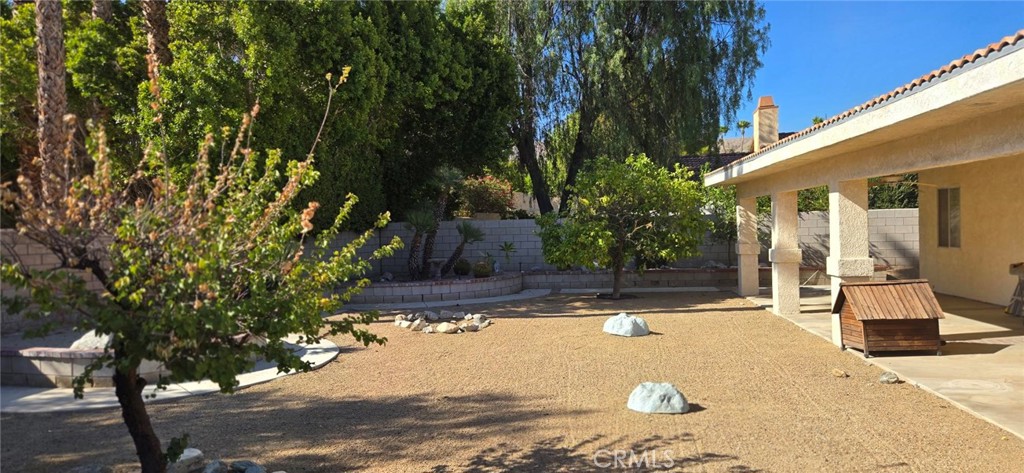 main property photo 20