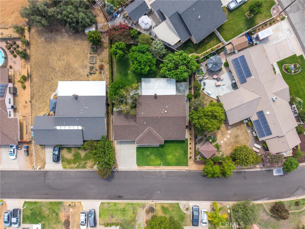 main property photo 51