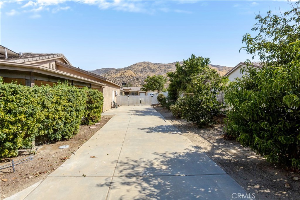 main property photo 41