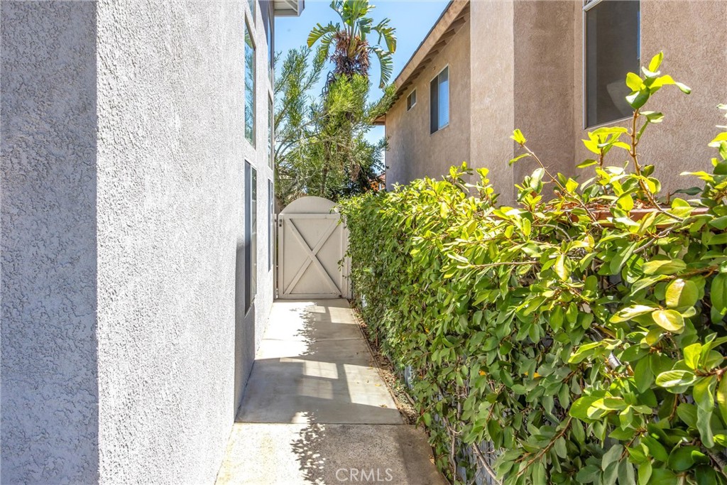 main property photo 60