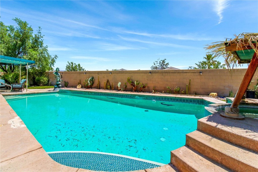 main property photo 31