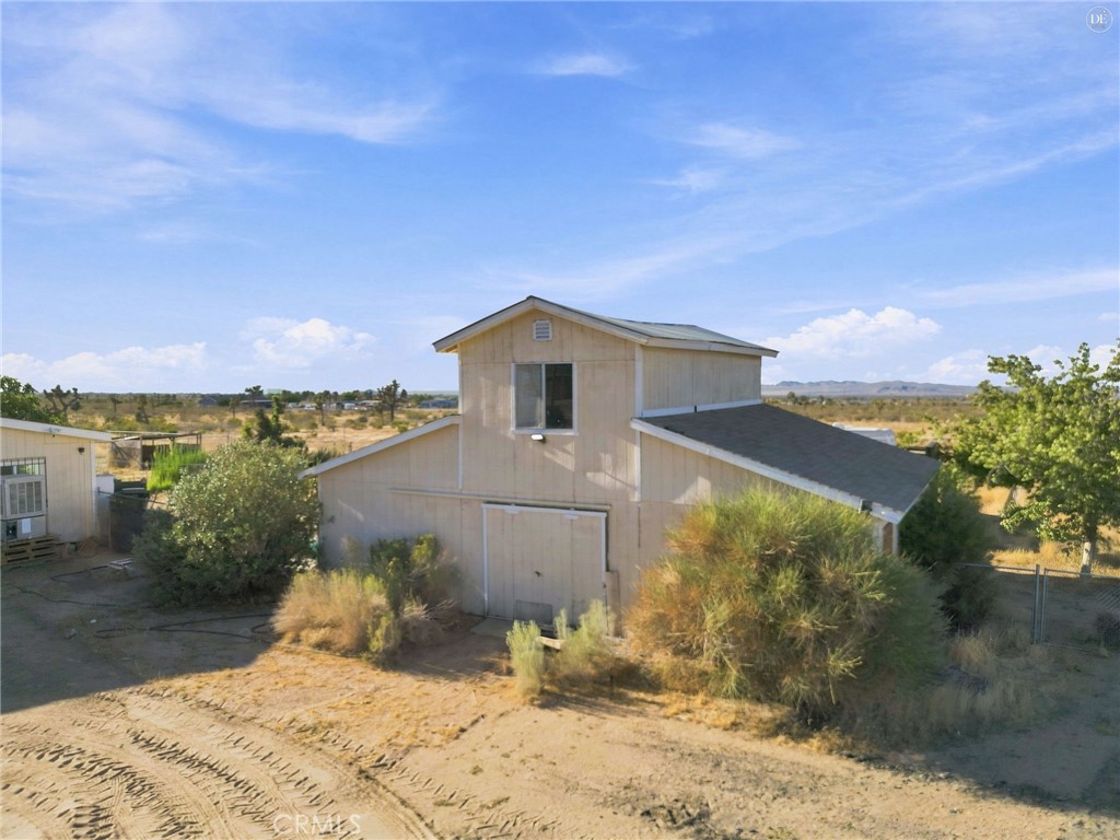main property photo 24