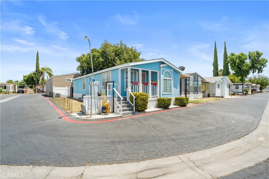 main property photo 21