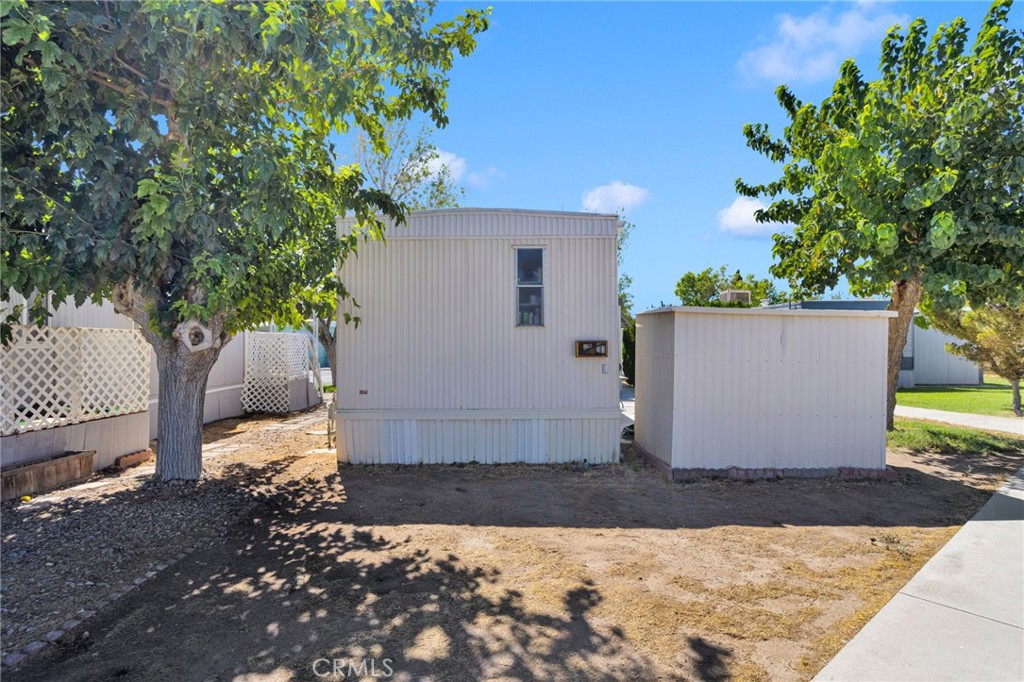 main property photo 26