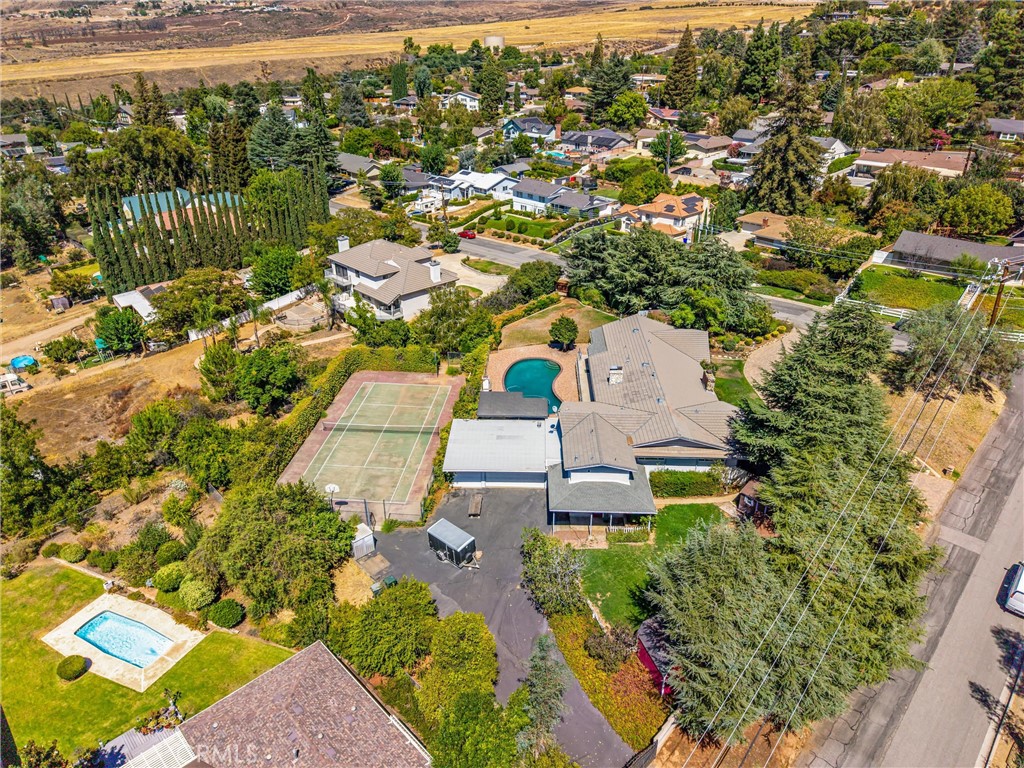 main property photo 60
