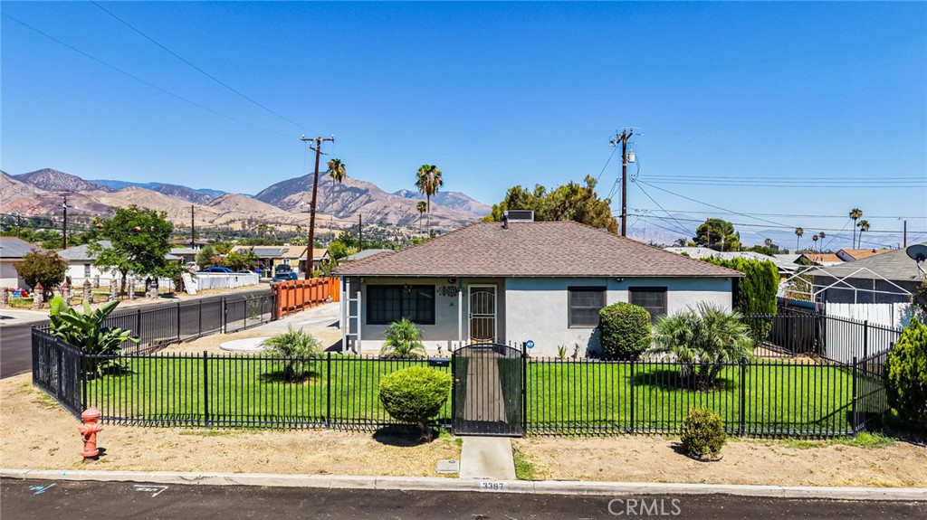 main property photo 0