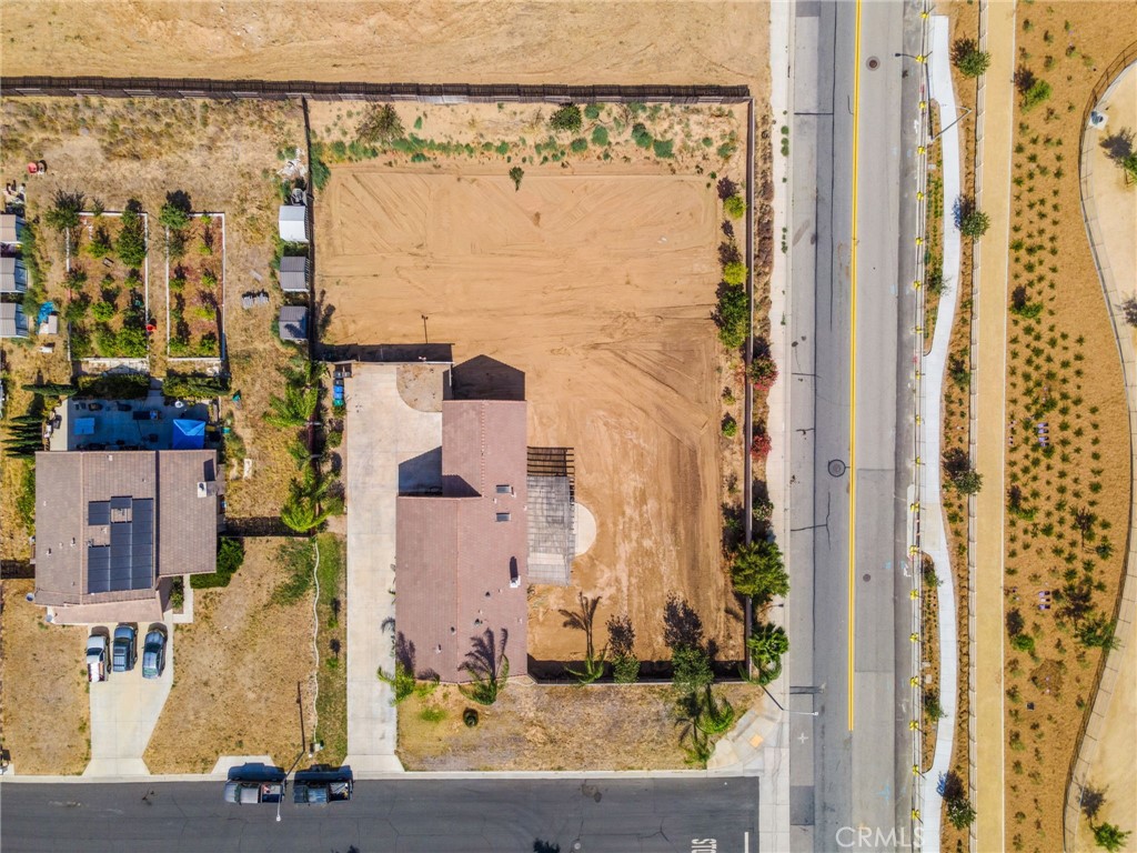 main property photo 35