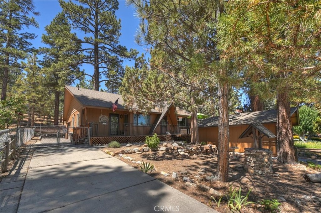 main property photo 3