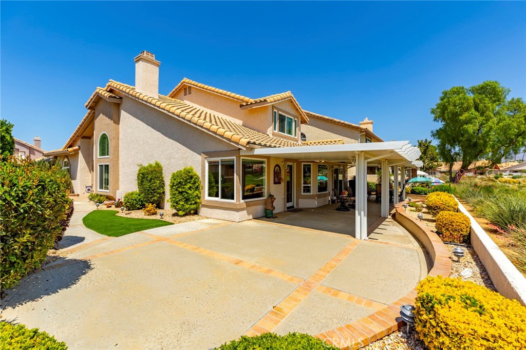 main property photo 25