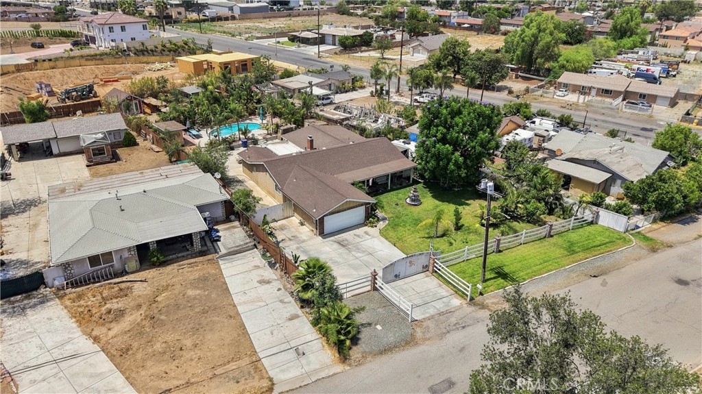 main property photo 56