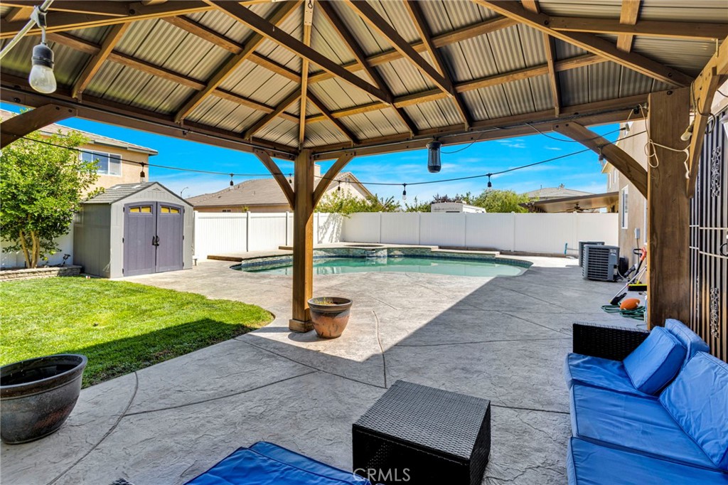 main property photo 50