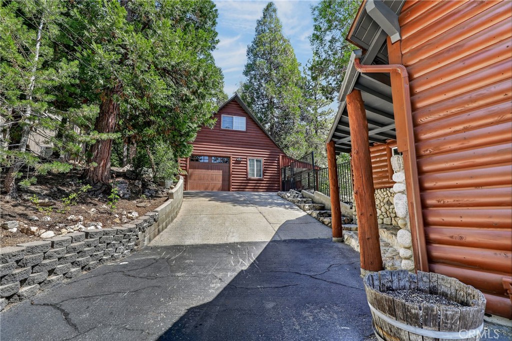 main property photo 54