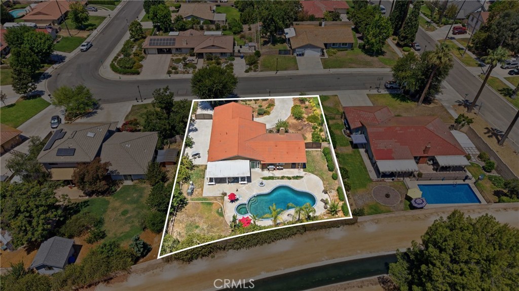 main property photo 61