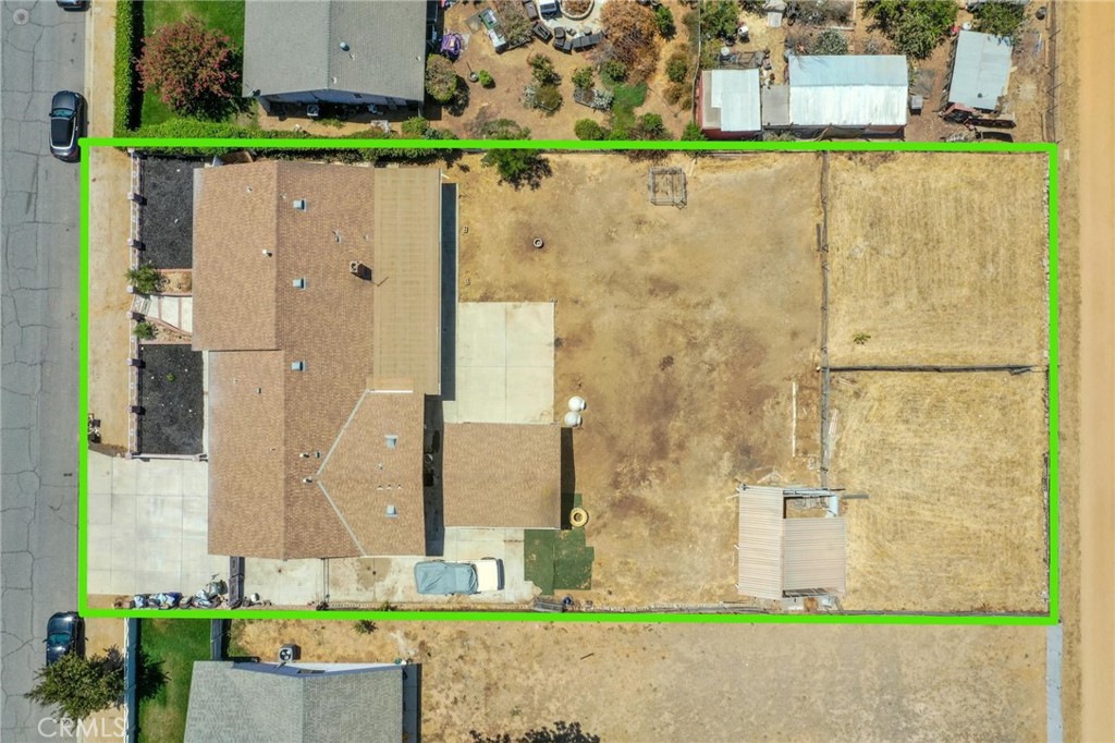 main property photo 43
