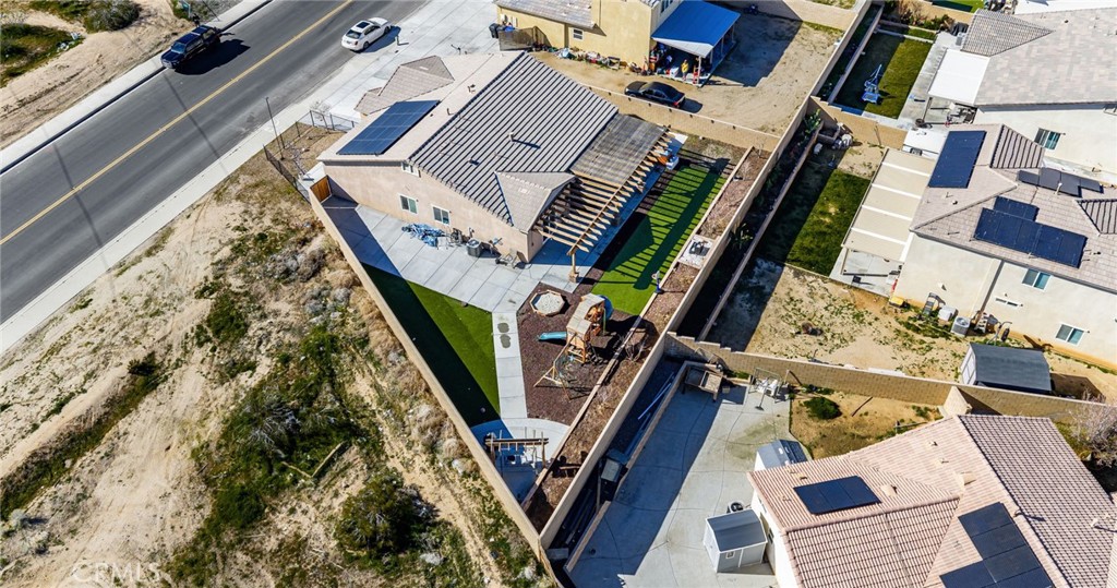 main property photo 31