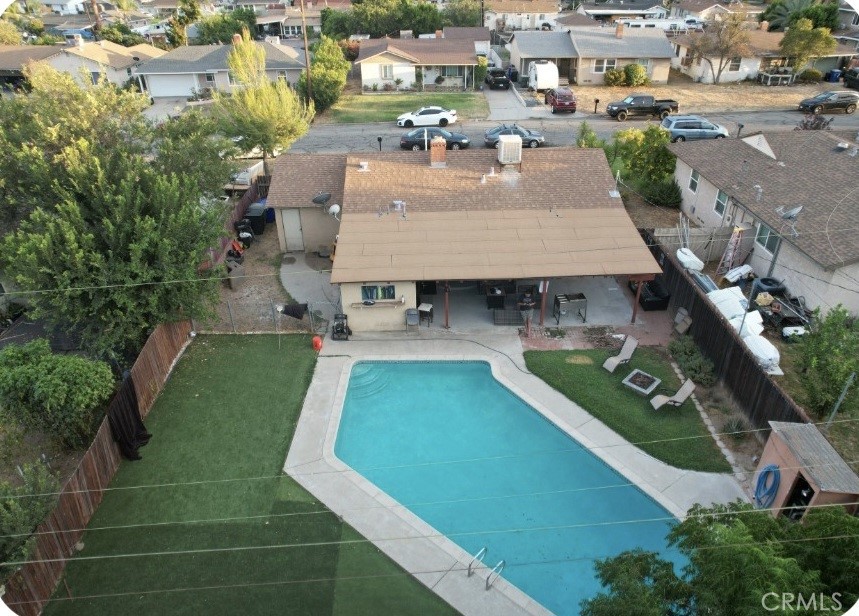 main property photo 15