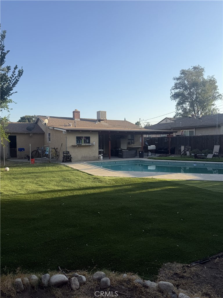 main property photo 5
