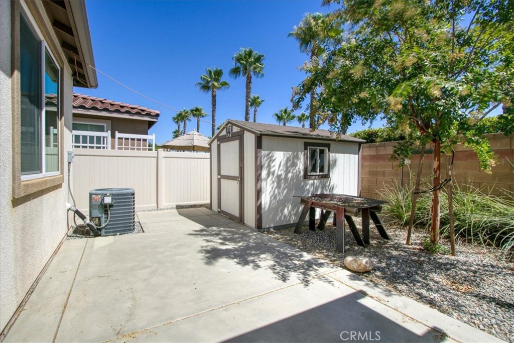 main property photo 41