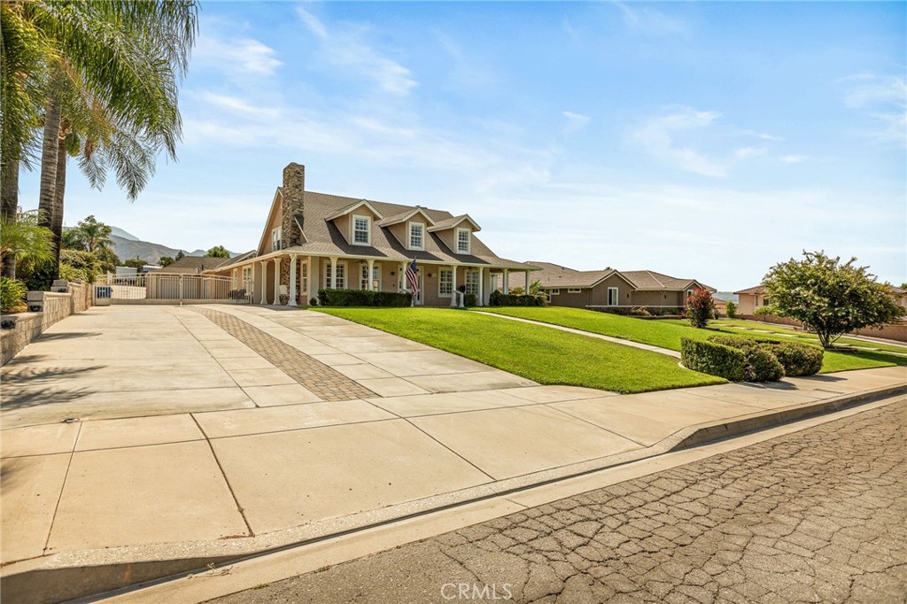 main property photo 2