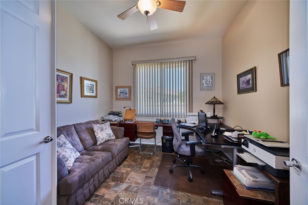 main property photo 28
