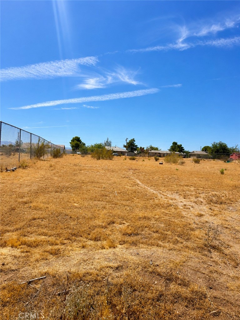 main property photo 16