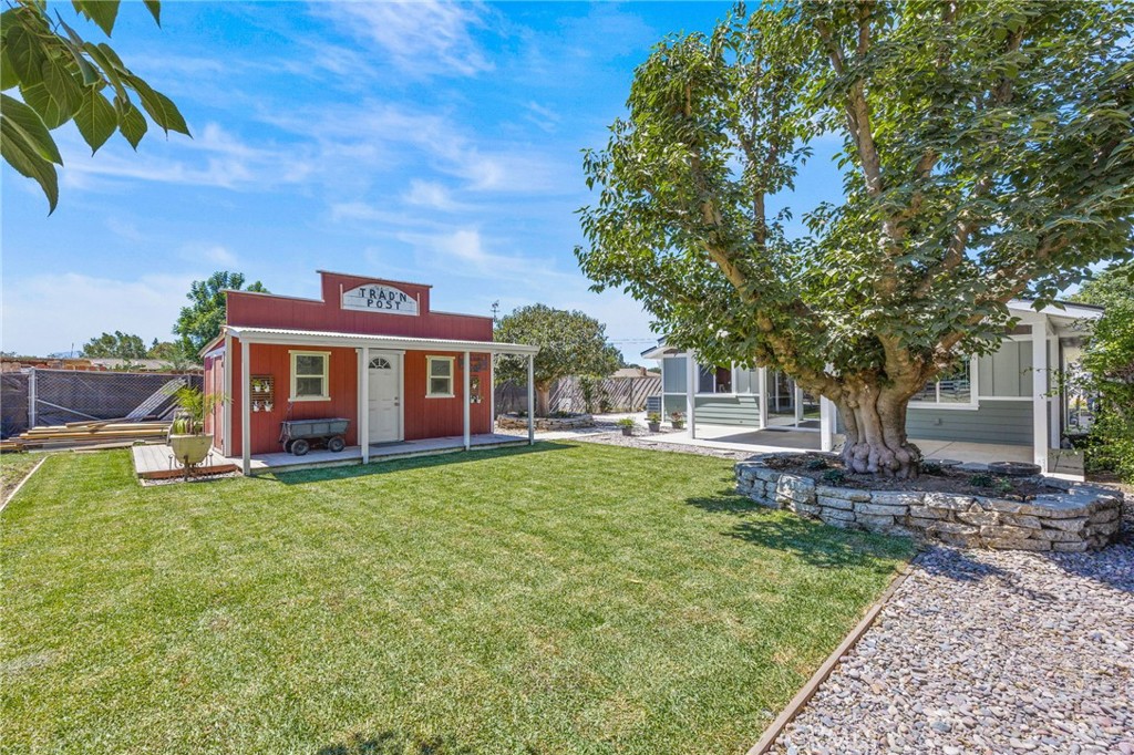 main property photo 35