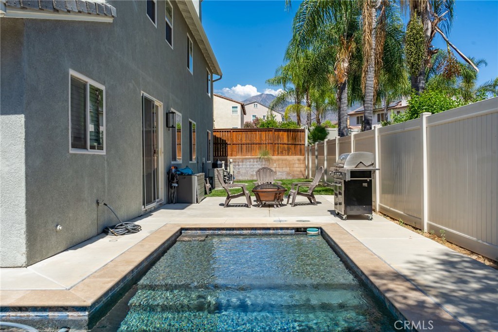 main property photo 59