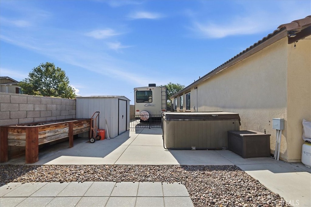 main property photo 38