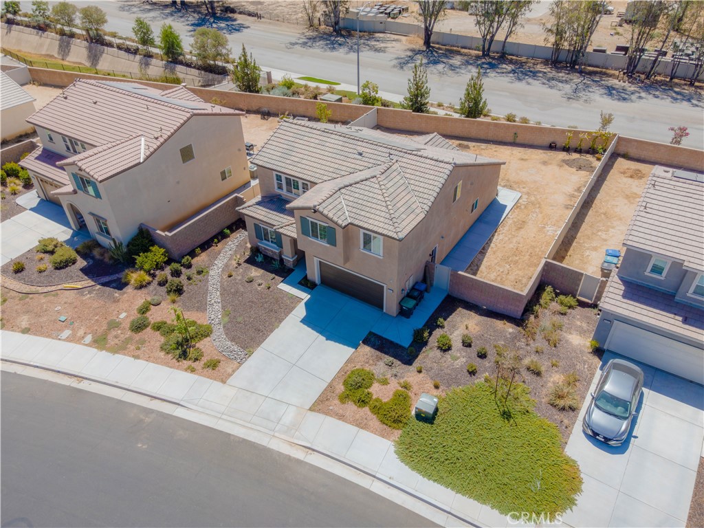 main property photo 43