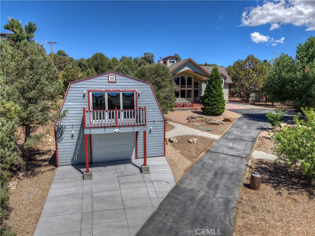 main property photo 45
