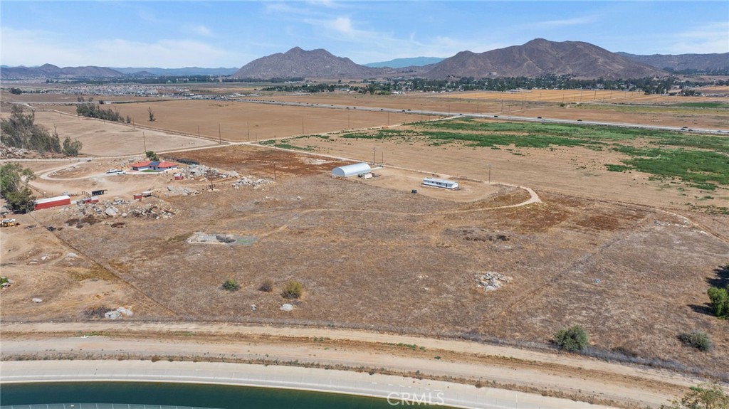 main property photo 14
